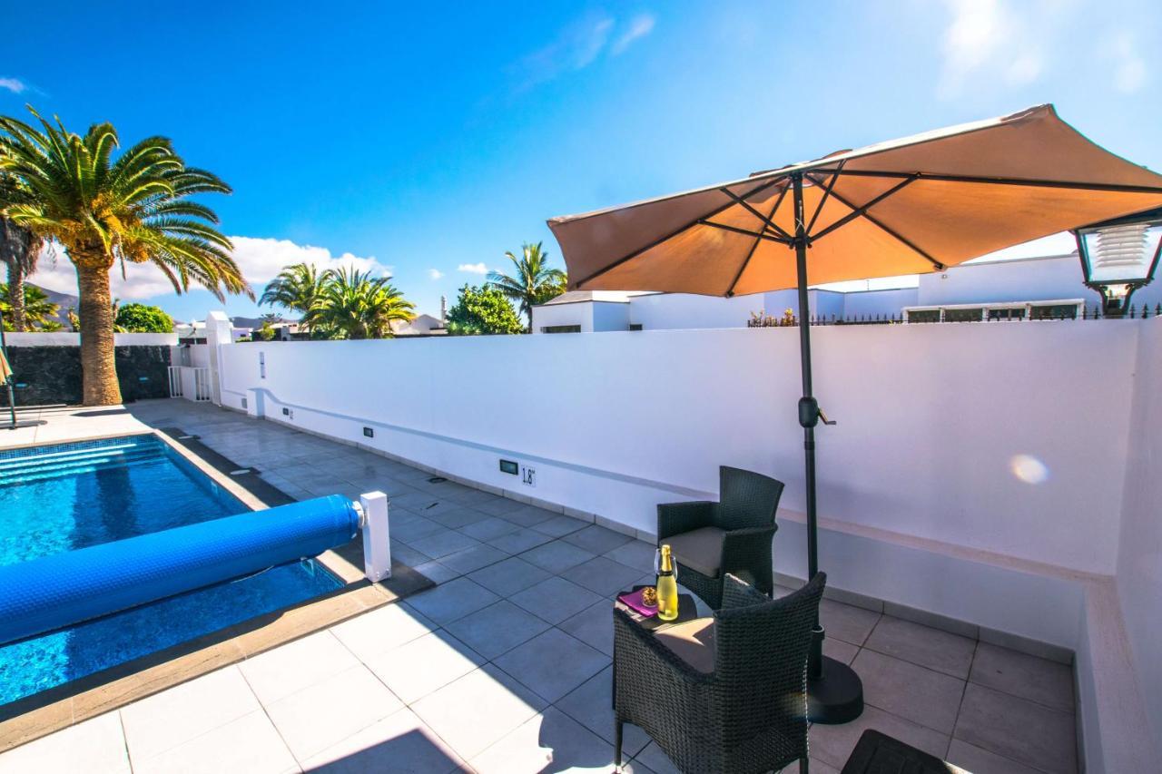 Villa Rossa - Villas Now - Lh215 By Villas Now Ltd ปลายาบลังกา ภายนอก รูปภาพ