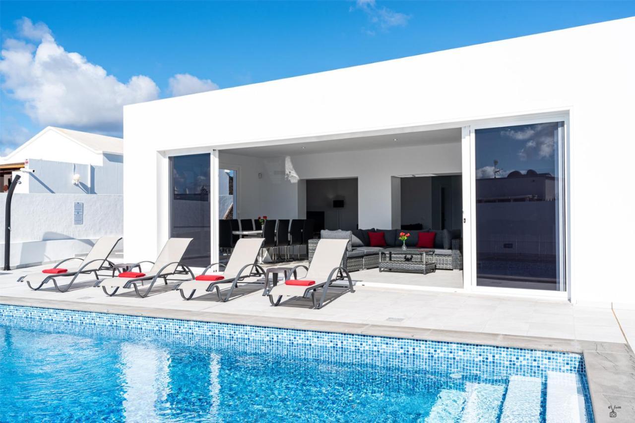 Villa Rossa - Villas Now - Lh215 By Villas Now Ltd ปลายาบลังกา ภายนอก รูปภาพ
