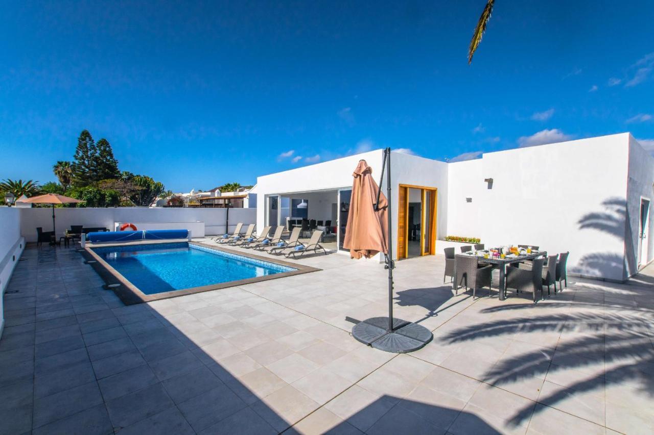 Villa Rossa - Villas Now - Lh215 By Villas Now Ltd ปลายาบลังกา ภายนอก รูปภาพ